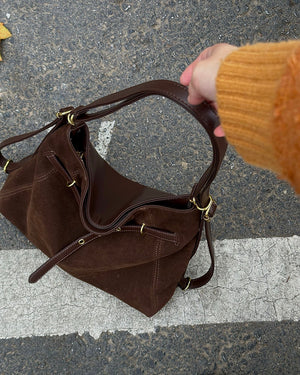 Academia Belted Shoulder Bag