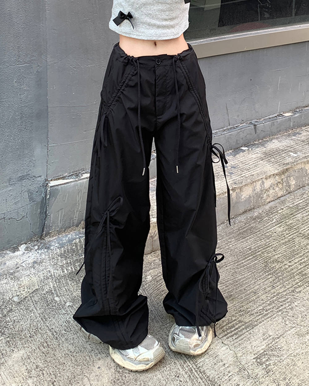 Soft Girl Bows Wide-Leg Cargo Pants